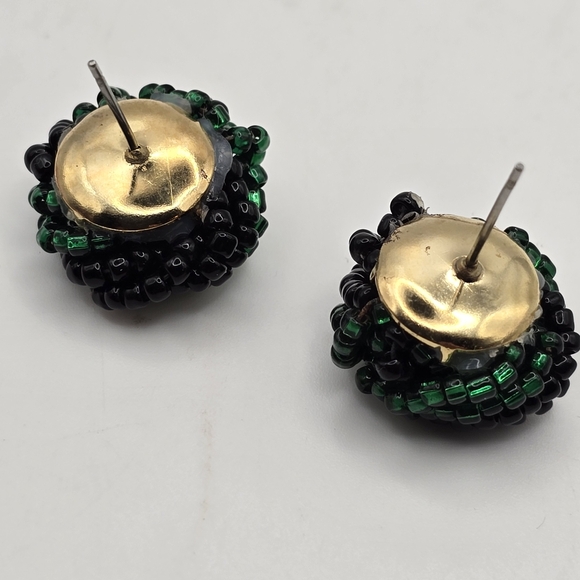 Vintage Emerald Green Black Beaded Knot Stud Earrings Boho Studs Seed Bead - Picture 5 of 5